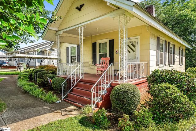 304 S 6th Street, Easley, SC 29640