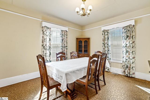 304 S 6th Street, Easley, SC 29640