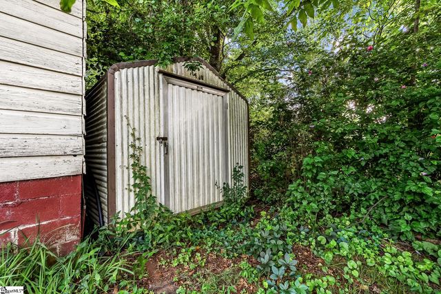 304 S 6th Street, Easley, SC 29640