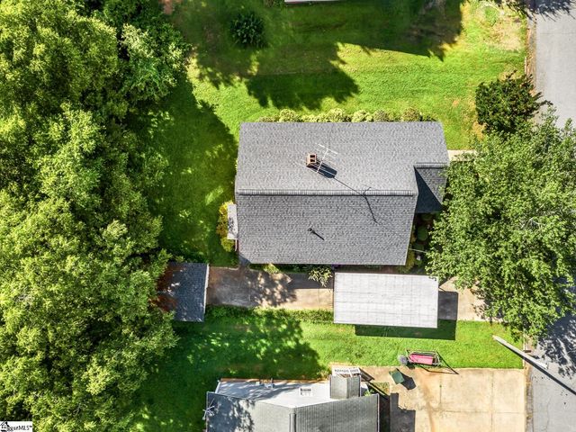 304 S 6th Street, Easley, SC 29640