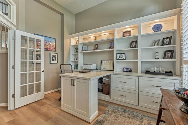 30 Rowan Tree Place, The Woodlands, TX 77384