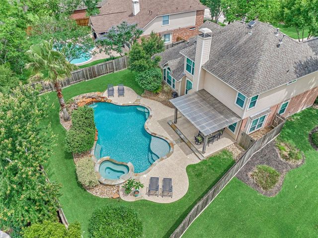 30 Rowan Tree Place, The Woodlands, TX 77384