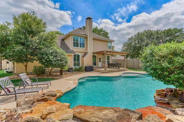 30 Rowan Tree Place, The Woodlands, TX 77384