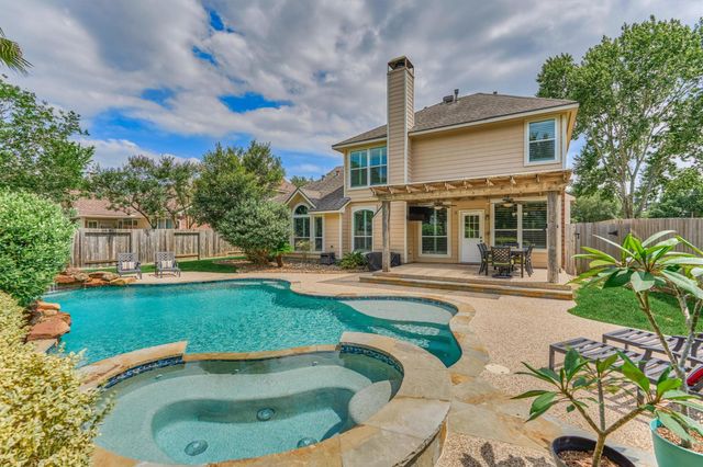 30 Rowan Tree Place, The Woodlands, TX 77384
