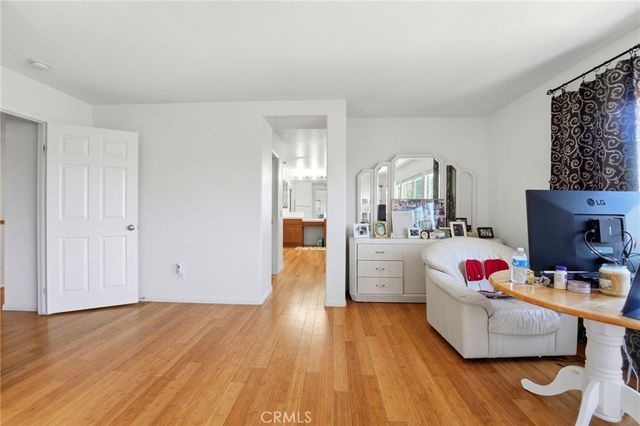33882 Flora Springs, Temecula, CA 92592