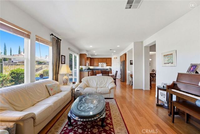 33882 Flora Springs, Temecula, CA 92592