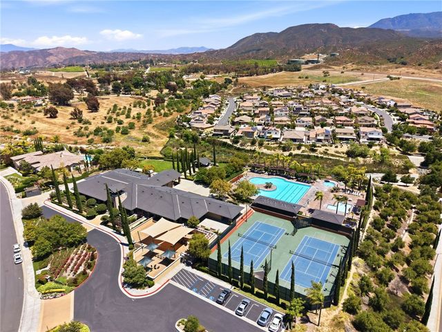 33882 Flora Springs, Temecula, CA 92592