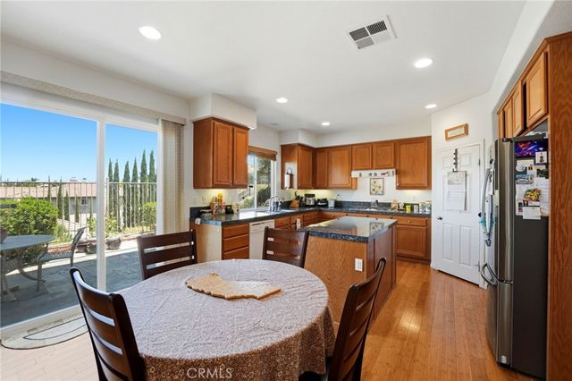 33882 Flora Springs, Temecula, CA 92592