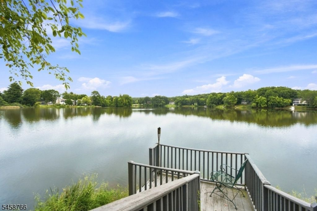 412 D Lake Shore North O104 D, Montague Twp., NJ 07827 — exterior