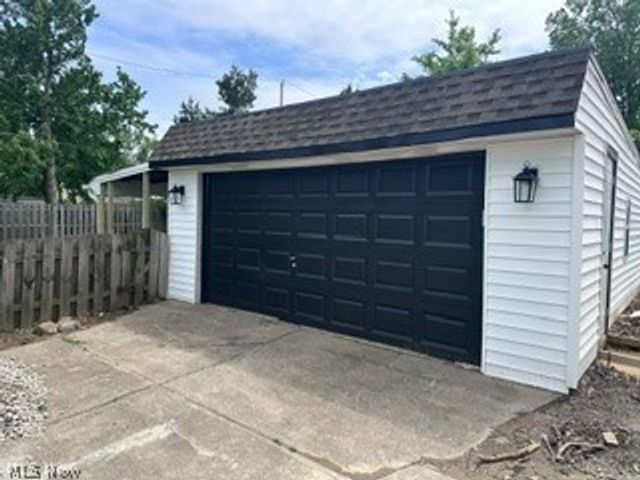 5065 Melody Lane, Willoughby, OH 44094