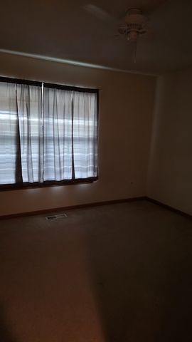 434 VAUGHN Circle, Aurora, IL 60502