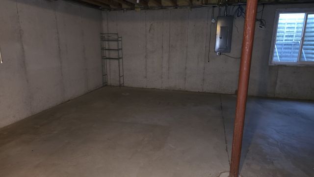 434 VAUGHN Circle, Aurora, IL 60502