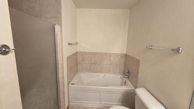 434 VAUGHN Circle, Aurora, IL 60502