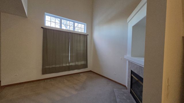 434 VAUGHN Circle, Aurora, IL 60502