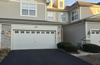 434 VAUGHN Circle, Aurora, IL 60502