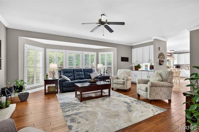255 Towers Creek Place, St Charles, MO 63304