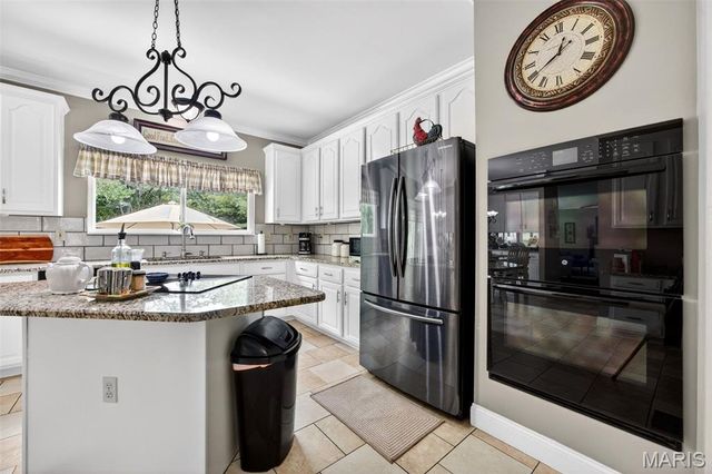 255 Towers Creek Place, St Charles, MO 63304