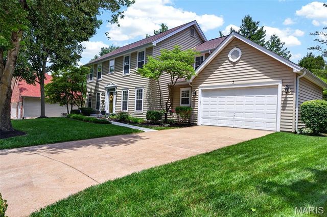 255 Towers Creek Place, St Charles, MO 63304