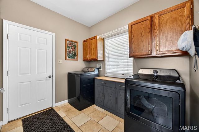 255 Towers Creek Place, St Charles, MO 63304