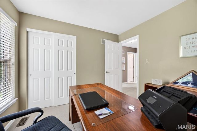 255 Towers Creek Place, St Charles, MO 63304