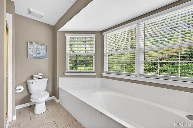 255 Towers Creek Place, St Charles, MO 63304