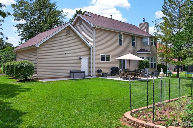 255 Towers Creek Place, St Charles, MO 63304