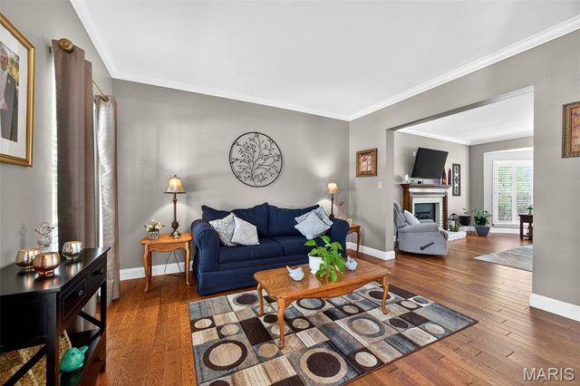 255 Towers Creek Place, St Charles, MO 63304