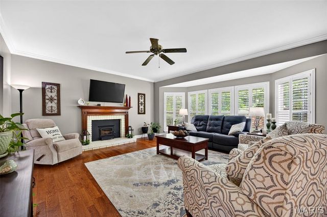255 Towers Creek Place, St Charles, MO 63304