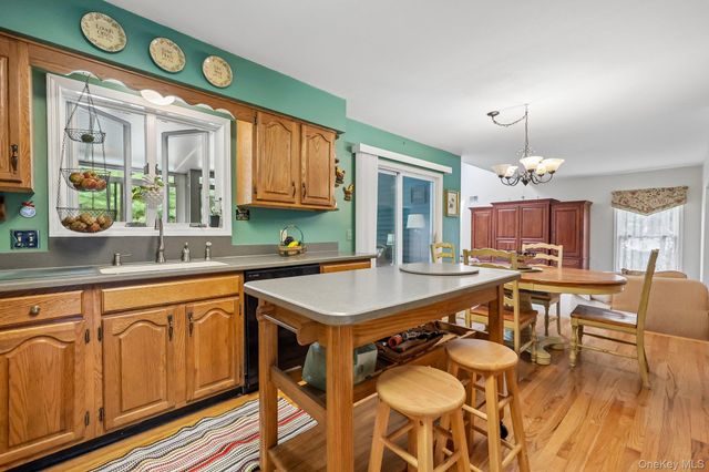 118 Pelham Drive, Cornwall, NY 12518