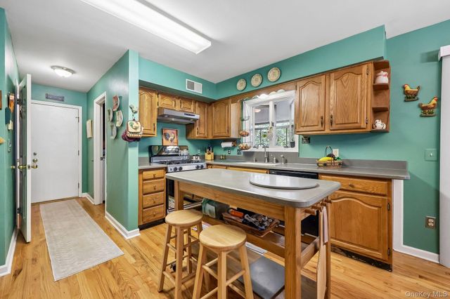 118 Pelham Drive, Cornwall, NY 12518