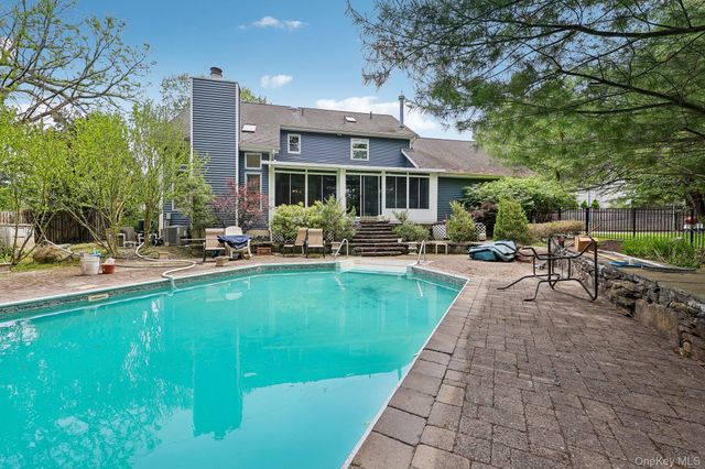 118 Pelham Drive, Cornwall, NY 12518