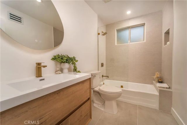 7556 Chaminade, West Hills, CA 91304