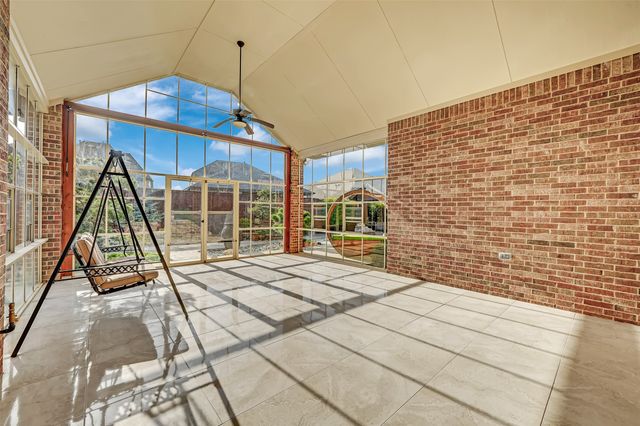 3904 Desert Hollow Way, Arlington, TX 76005