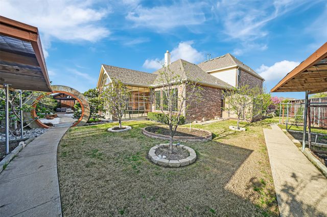 3904 Desert Hollow Way, Arlington, TX 76005
