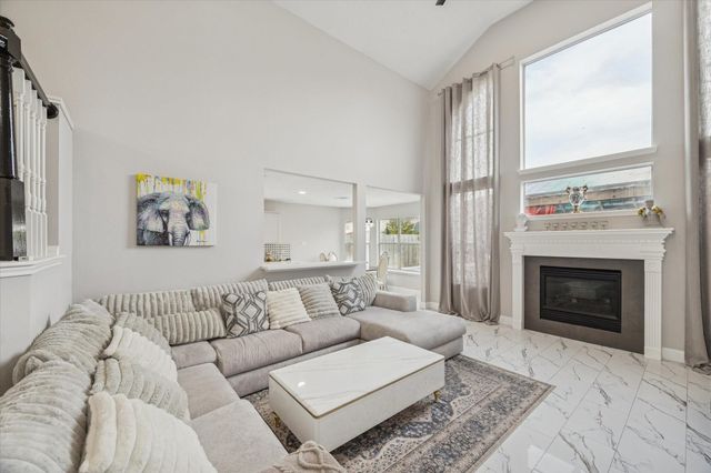 11306 Avon Place, Houston, TX 77066