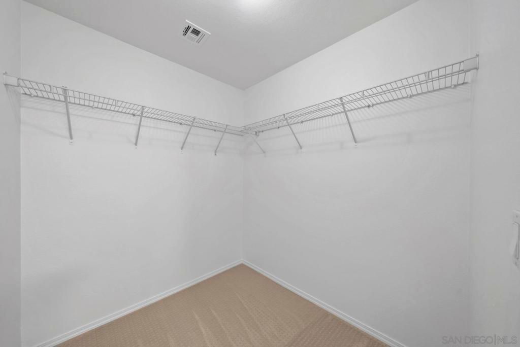 Image 19 of property listing at 5422 Zeil Pl, San Diego, CA 92105