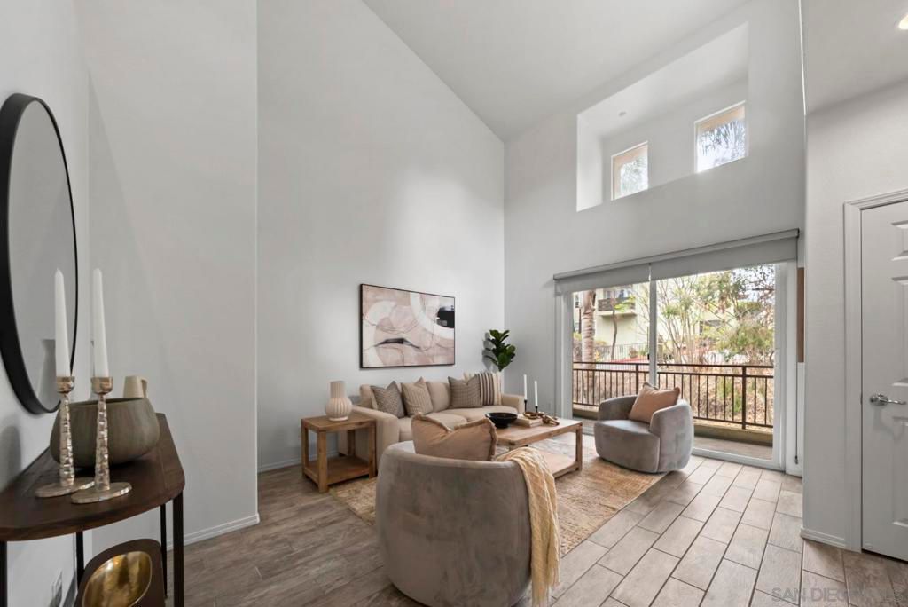 Image 2 of property listing at 5422 Zeil Pl, San Diego, CA 92105