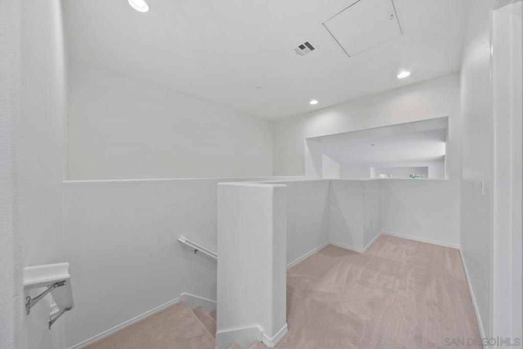 Image 25 of property listing at 5422 Zeil Pl, San Diego, CA 92105