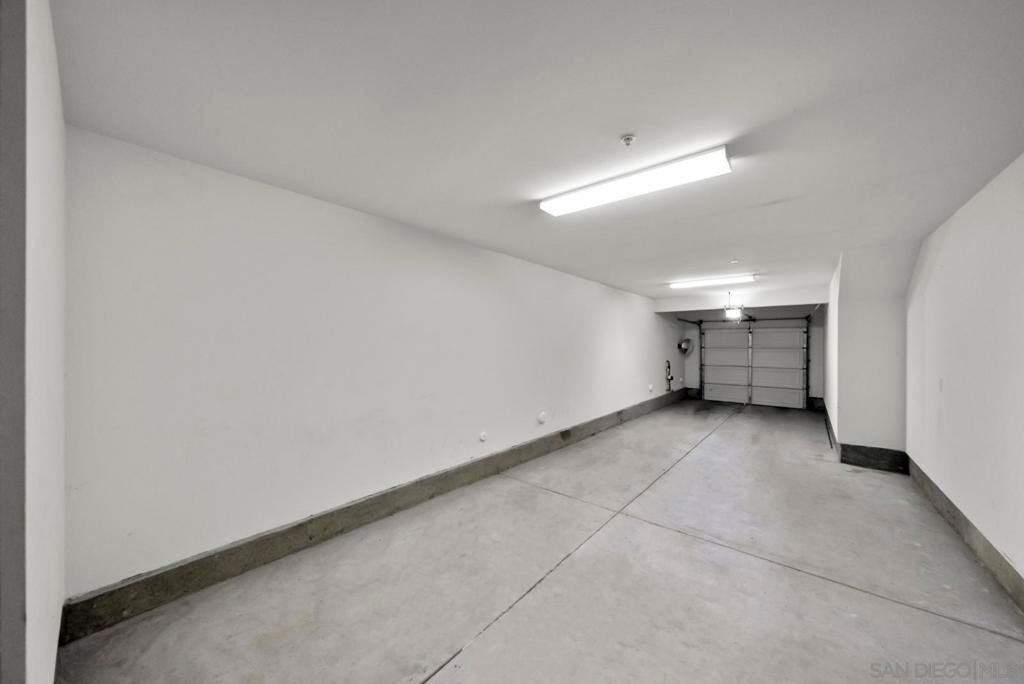 Image 28 of property listing at 5422 Zeil Pl, San Diego, CA 92105