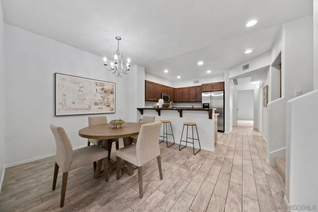 Image 3 of property listing at 5422 Zeil Pl, San Diego, CA 92105