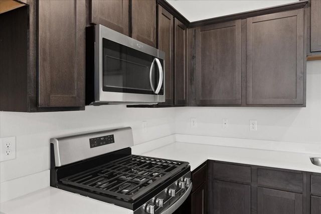 2077 Juniper Pass Way, Mesquite, TX 75149