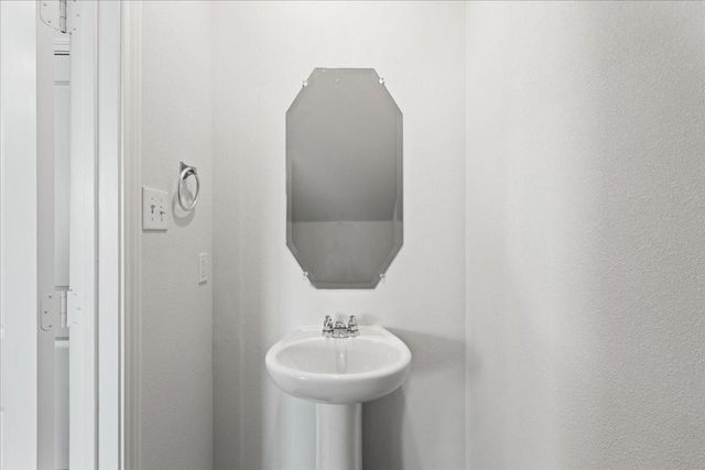 2077 Juniper Pass Way, Mesquite, TX 75149