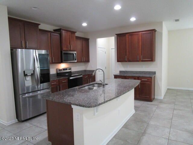 742 NORTHSIDE Drive S, Jacksonville, FL 32218