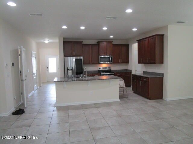 742 NORTHSIDE Drive S, Jacksonville, FL 32218