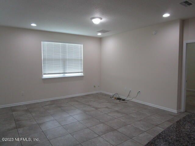 742 NORTHSIDE Drive S, Jacksonville, FL 32218