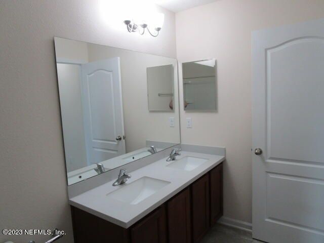 742 NORTHSIDE Drive S, Jacksonville, FL 32218