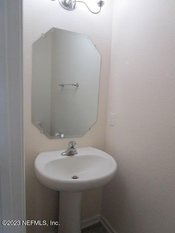 742 NORTHSIDE Drive S, Jacksonville, FL 32218