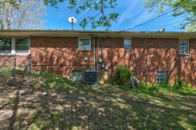 122 Azalea Court, Mt Sterling, KY 40353