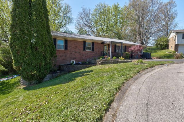 122 Azalea Court, Mt Sterling, KY 40353