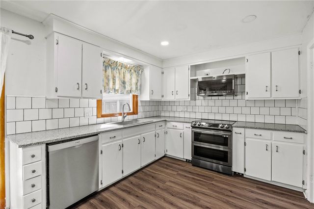 569 Marsh Road, Pittsford, NY 14534